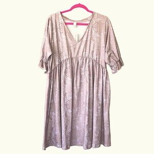 122 # Pink Daisy NWT Puff Sleeves Florentine V-Neck Cream Imperial Dress (1X)